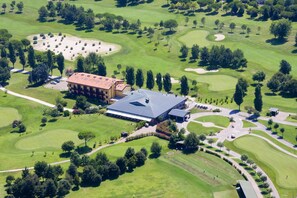 Aerial view - Hotel Golf Inn (Lignano Sabbiadoro)