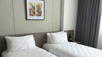 Deluxe Twin Room | Premium bedding, minibar, in-room safe, individually decorated