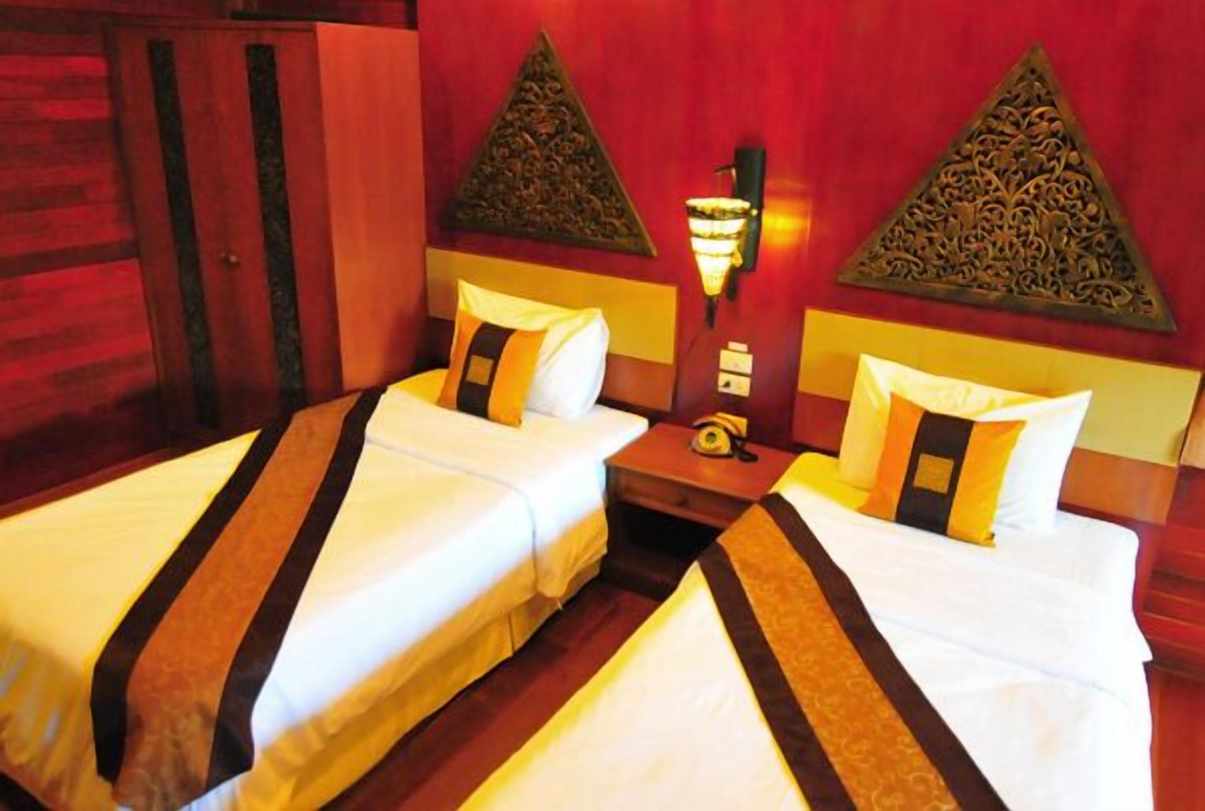 villa | minibar, in-room safe, desk, blackout curtains