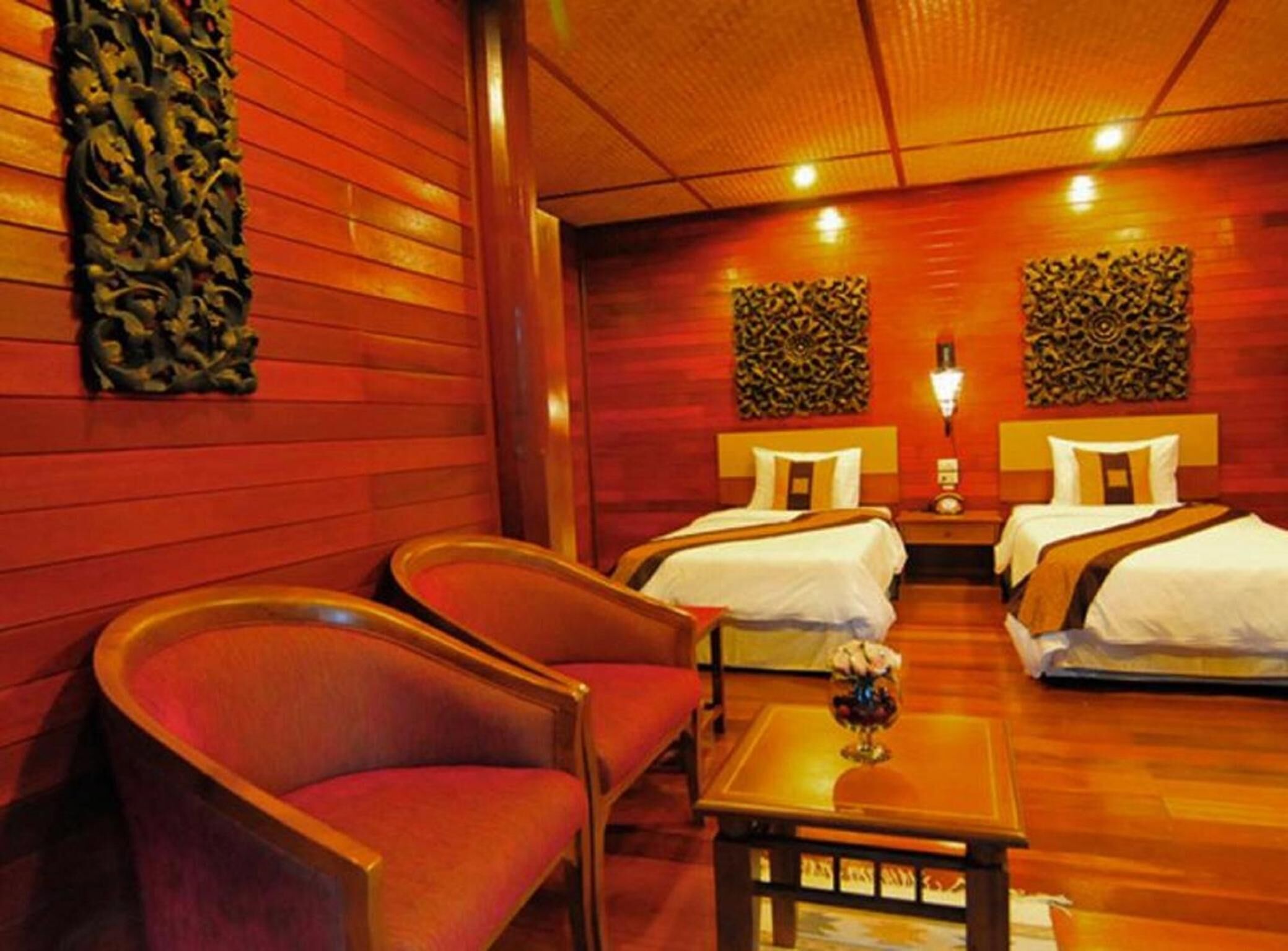 minibar, in-room safe, desk, blackout curtains