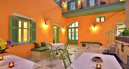Efchi Suites 1904