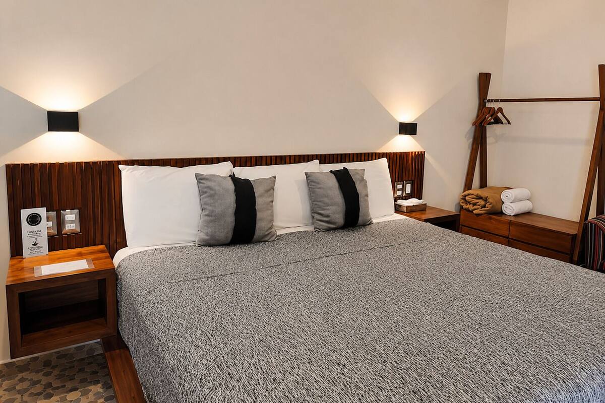 Junior Apartment, 1 King Bed, Kitchenette, Mountain View | Laptop workspace, iron/ironing board (on request), free WiFi, bed sheets