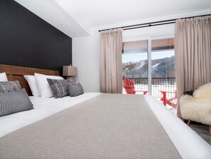 Appart'hotel, 2 chambres, rez-de-chaussée | Literie de qualité, décor unique, ameublement unique