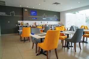 Free daily buffet breakfast - Holiday Inn Express Managua by IHG (Managua)