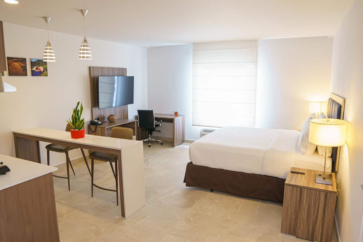 Hypo-allergenic bedding, in-room safe, desk, laptop workspace