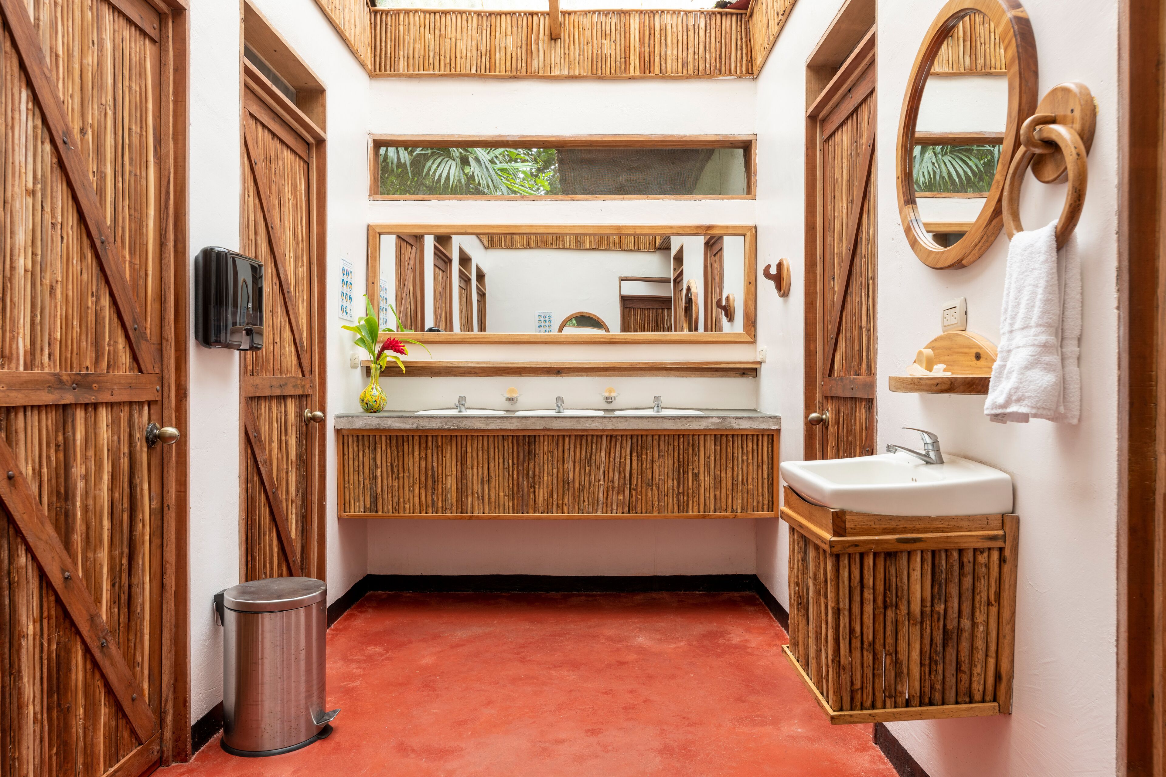 basic room (bunkhouse experience) | bathroom | shower, eco-friendly toiletries, hair dryer, towels