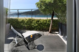 Habitación doble, terraza, vistas al mar | Terraza o patio