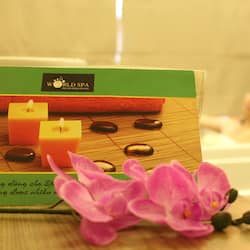 Couples treatment room(s), sauna, hot tub, steam room