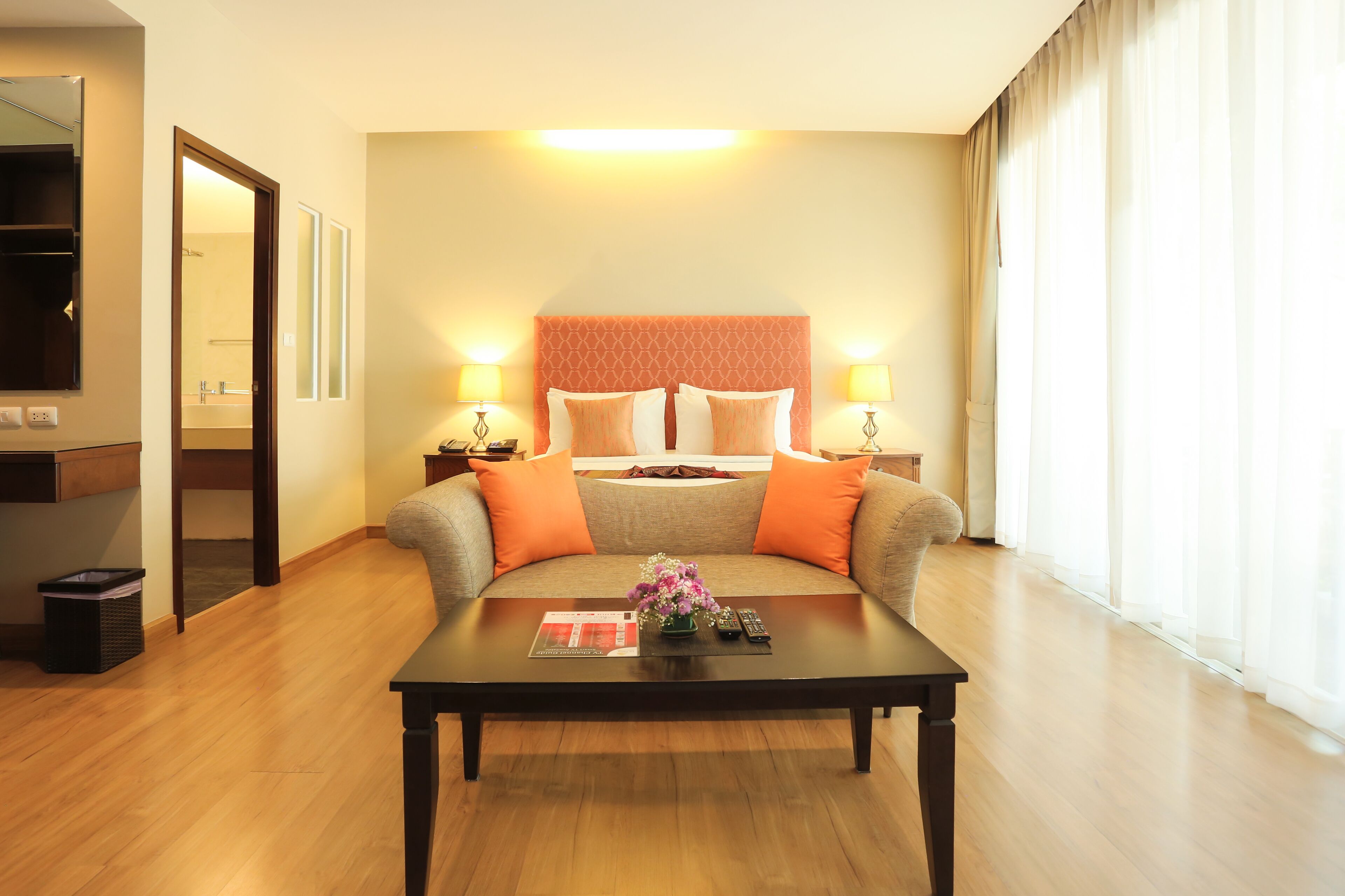 suite | minibar, in-room safe, desk, blackout curtains