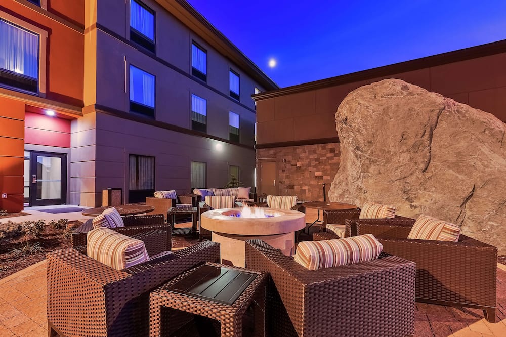 Hampton Inn & Suites Bend
