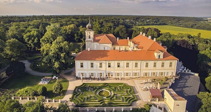 Maximilian Lifestyle Resort