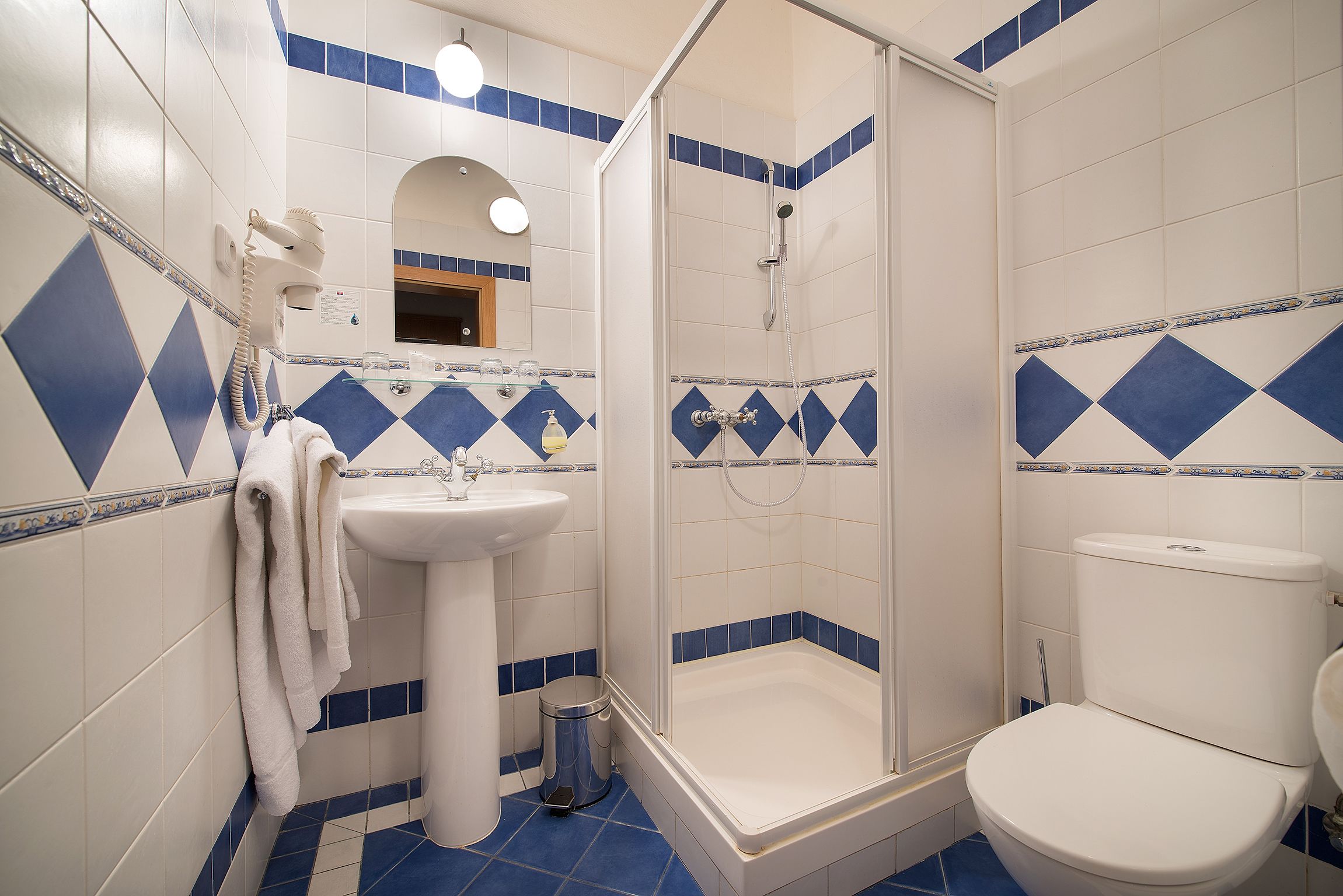 Maximilian Lifestyle Resort