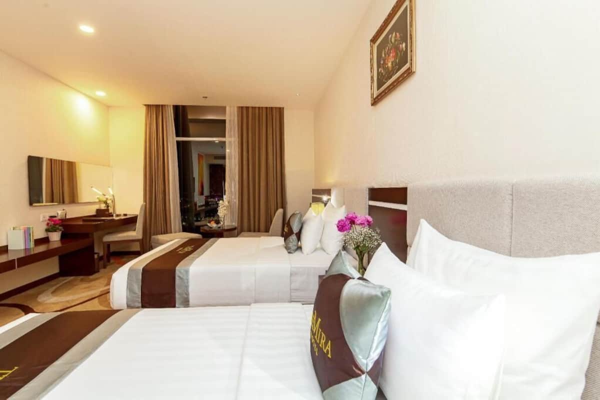 Minibar, in-room safe, desk, blackout curtains