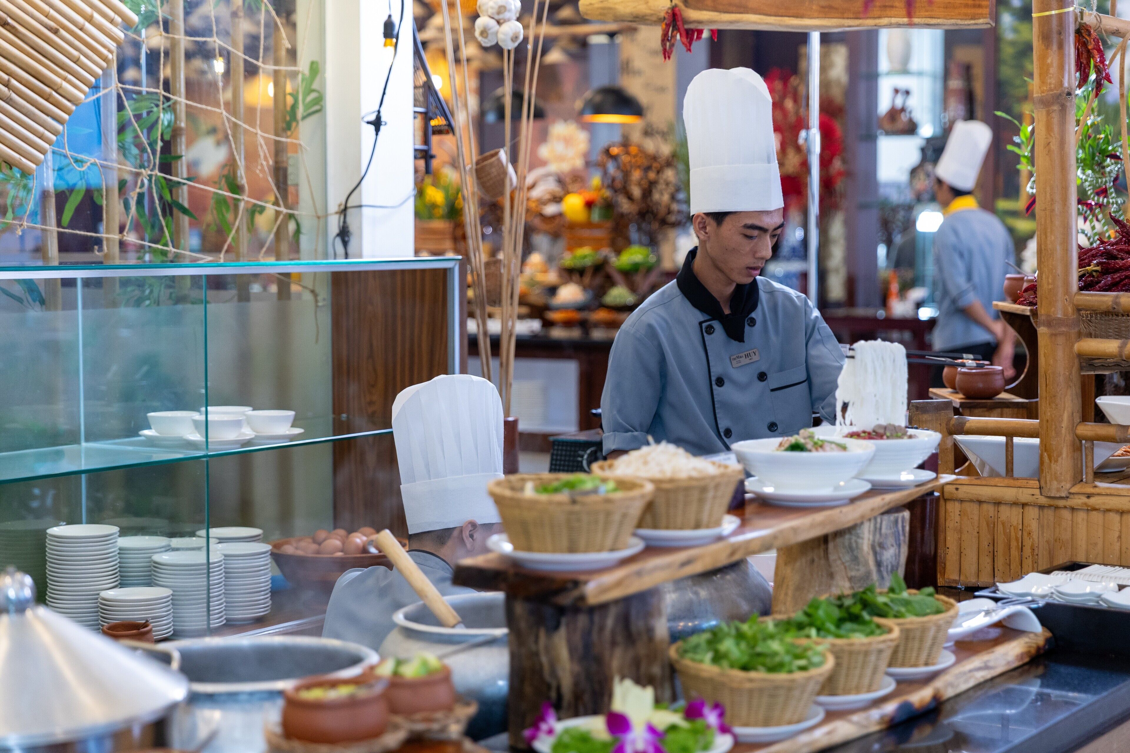 Breakfast, lunch, dinner served; Asian cuisine 