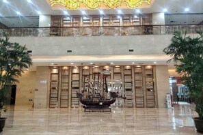 Lobby - Mengguzhen Hotel (Fuxin)