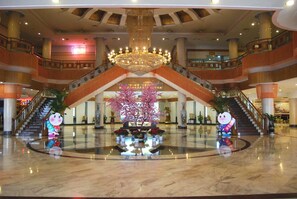 Lobby - Xinxing Hotel - Laiwu (Jinan)