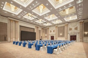 Meeting facility - Evergrande World MICE Center (Jintang)