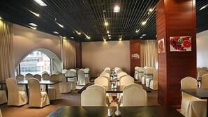 Unclassified image, 4 of 29, button - Judge Home Hotel - Beijing (Beijing)