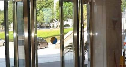 University Academic Exchange Hotel - Qingdao