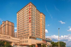 Unclassified image, 5 of 110, button - Lanting Hotel(Qionglai High-speed Railway Station, chengdu) (Chengdu)