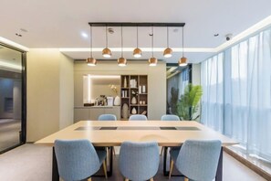 Business centre - Homeinn · neo (Guangzhou Beijing Road Pedestrian Street Gongyuanqian Subway Station) (Guangzhou)