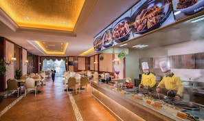 تناول الطعام