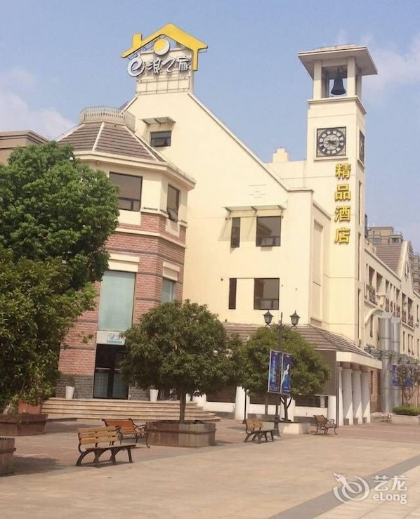 Ngoại thất