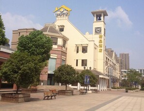 Ngoại thất