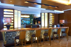 Bar (on property) - Chengdu Harriway Hotel (Chengdu)