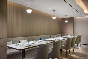 Dining - Vienna Hotel (Shanghai)