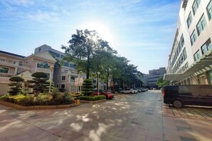 Unclassified image, 2 of 63, button - Royal Prince Hotel (Quanzhou)