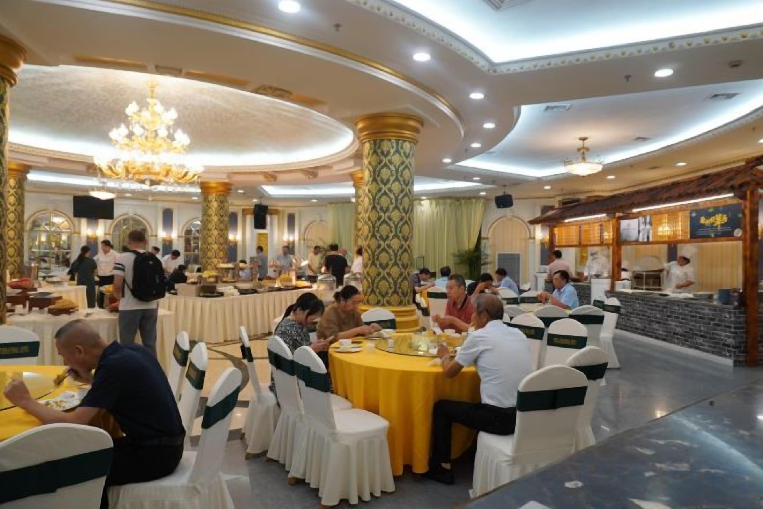 تناول الطعام