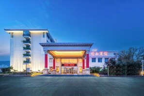 Exterior - Tarshan Hotel (WEIHAI)