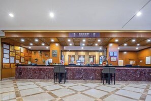 Bar (on property) - Tarshan Hotel (WEIHAI)