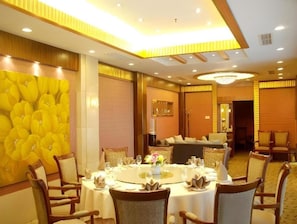 Dining - Shenzhen Lotus Hotel (SHENZHEN)