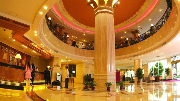 Ảnh chưa phân loại, 1 trong số 56 ảnh, nút