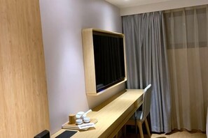 Room - JI Hotel (Shanghai Xuhui Yueyang Road) (Shanghai)