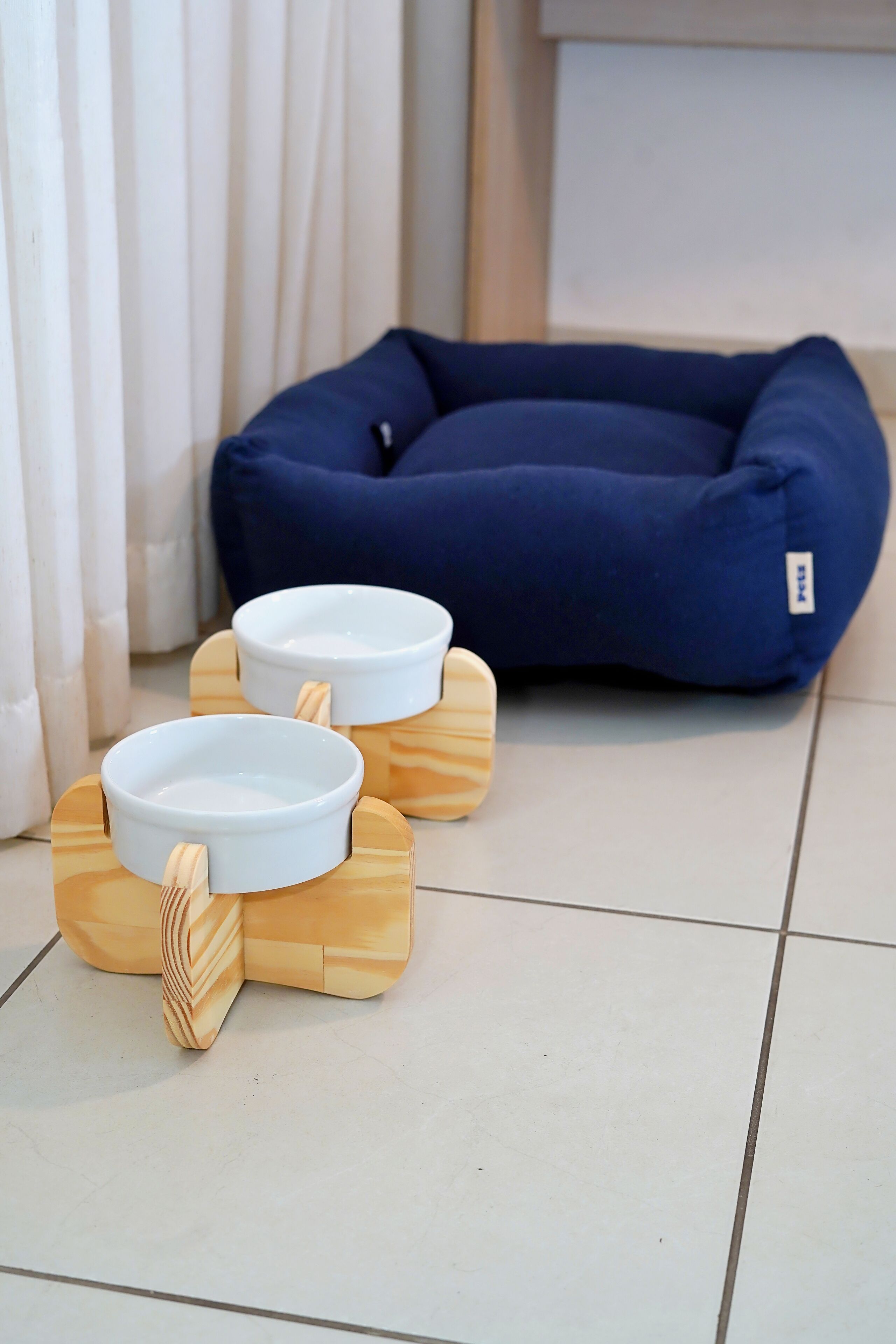 superior pet room | 1 bedroom, minibar, in-room safe, laptop workspace