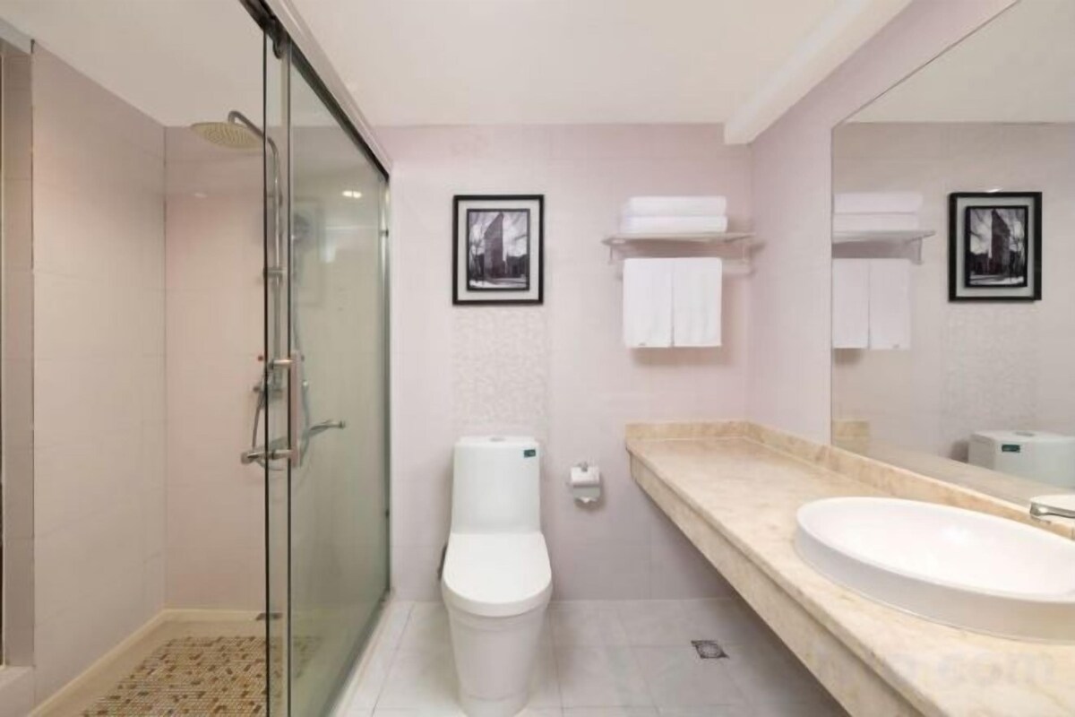 Bathtub