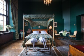 Junior-Suite | Zimmersafe, Schreibtisch, schallisolierte Zimmer, kostenloses WLAN