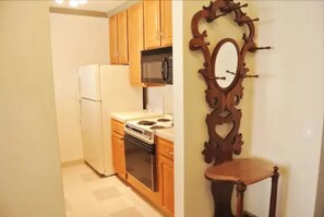 Coffee/tea maker - Cow Hollow Inn & Suites (San Francisco)