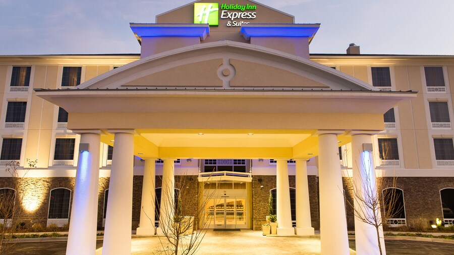 Holiday Inn Express & Suites Aiken by IHG