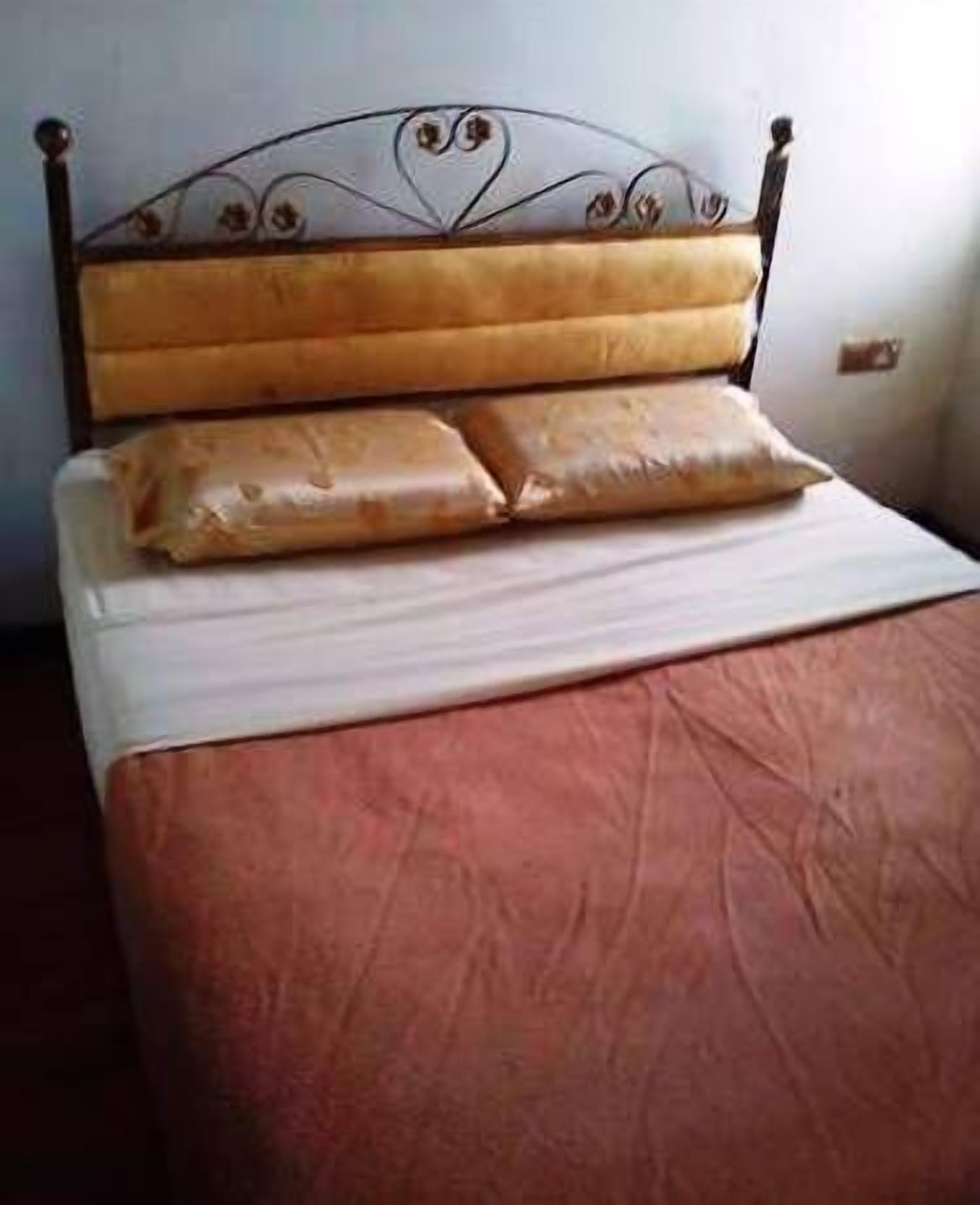 Boutique Room - No Window