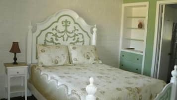 Classic Double Room | Free WiFi