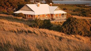 House, 4 Bedrooms, Oceanfront (The Queenslander) | Terrace/patio