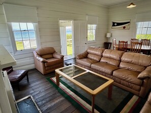 House, 3 Bedrooms (Schoolhouse) | Living area