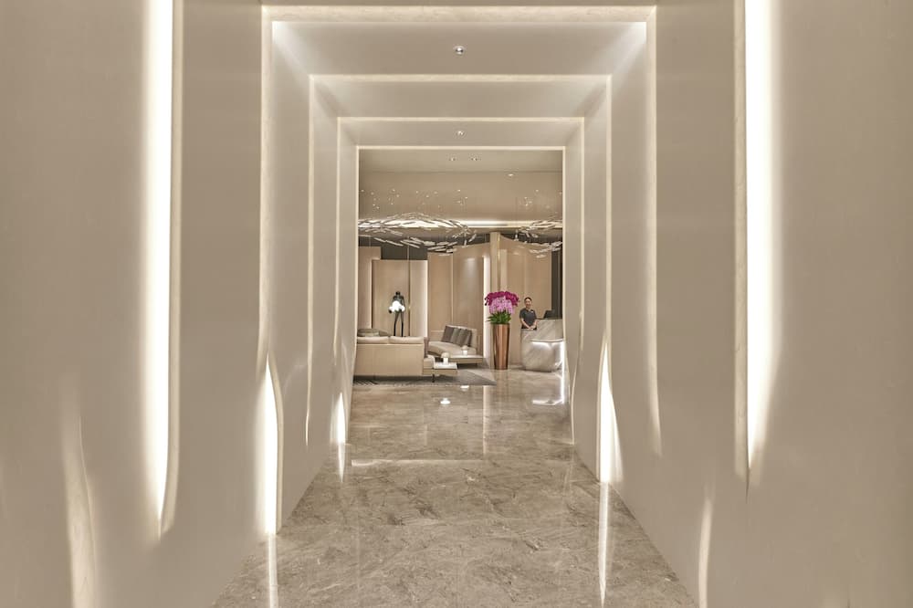 Orchid Hotel