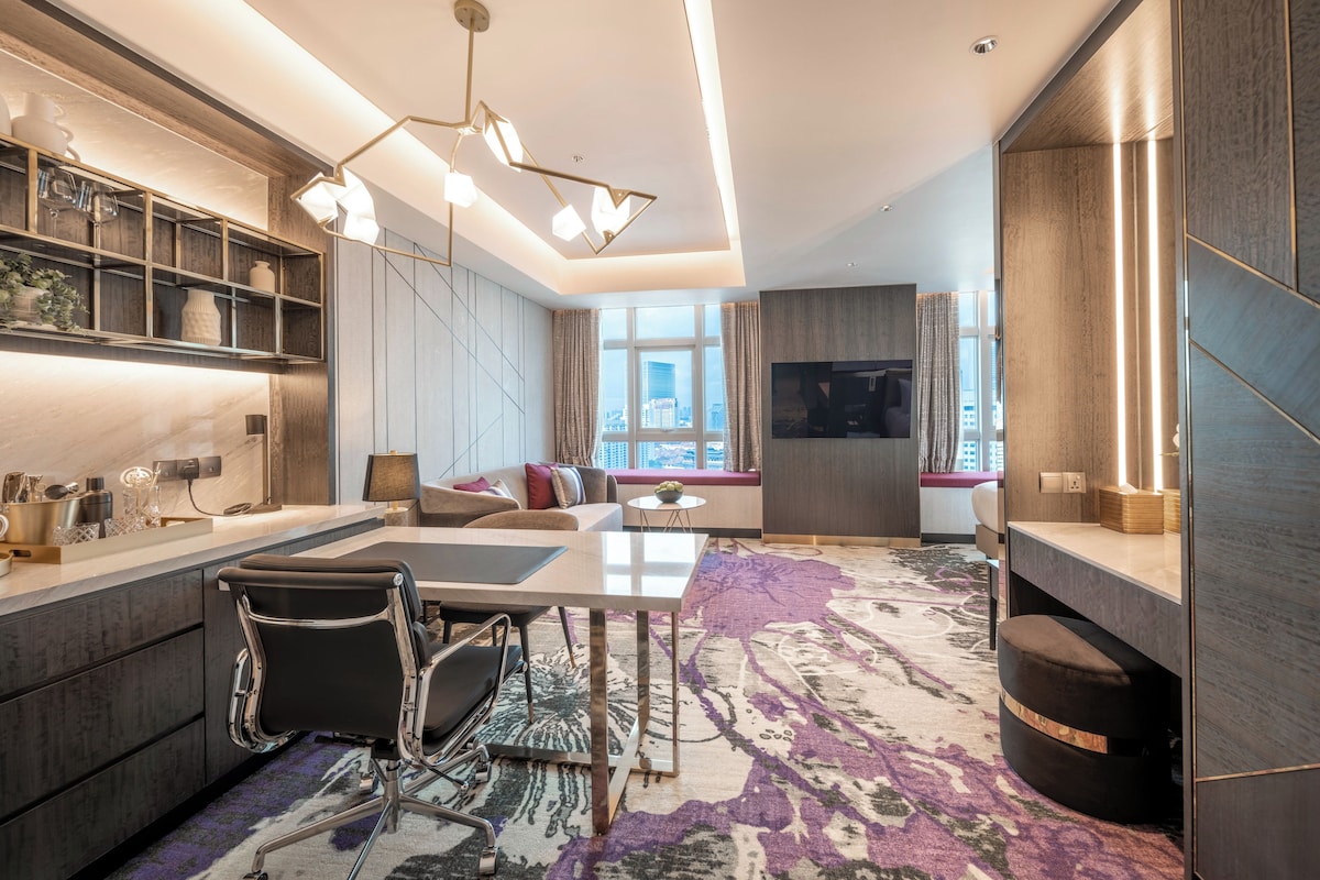 Suite Room | 객실 내 금고, 노트북 작업 공간, 무료 WiFi, 침대 시트