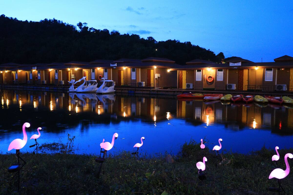 Island Room | 办公桌、遮光窗帘、免费 WiFi、特色装修