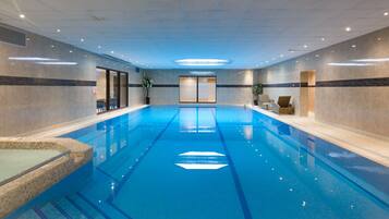 Piscine couverte